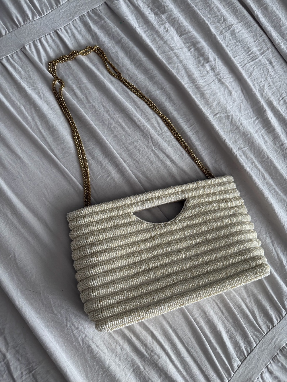 Antik Kraft Cream Beaded Clutch with Gold Chain - Picture 2 of 16